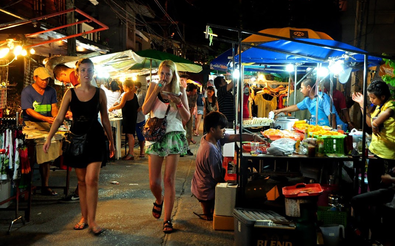 Ночной рынок в Самуи