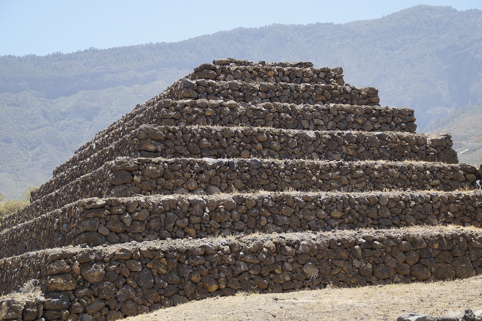 Пирамида на Тенерифе