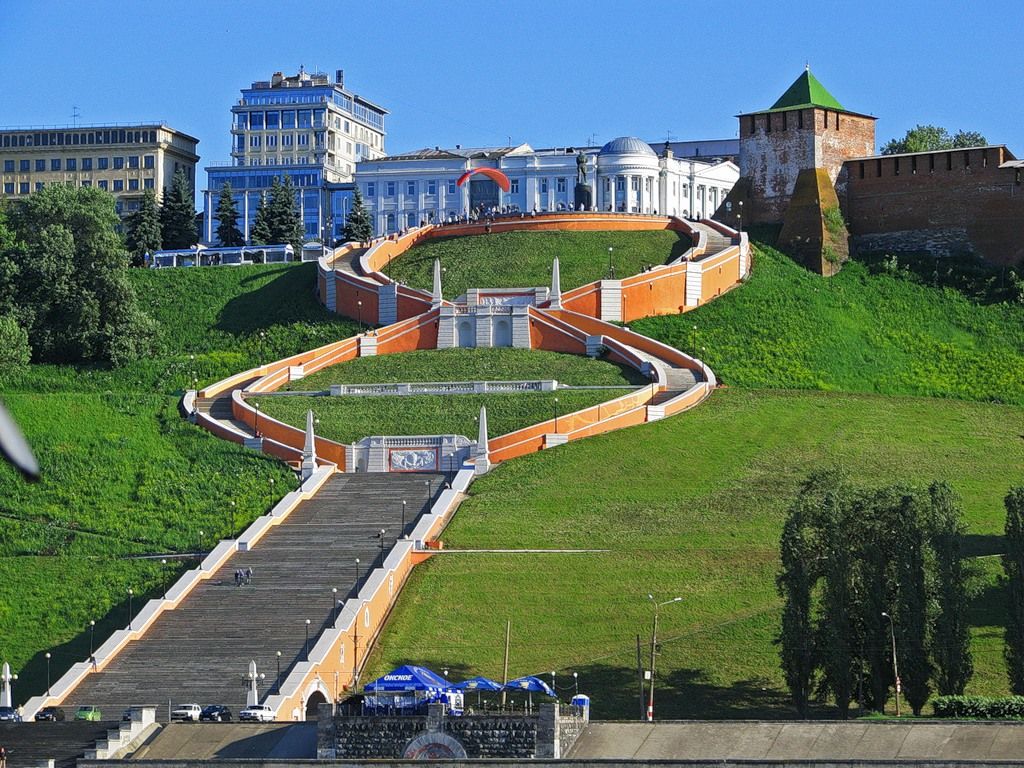 Чкаловская лестница – одна из главных достопримечательностей Нижнего Новгорода. (Фото: rampages.us)
